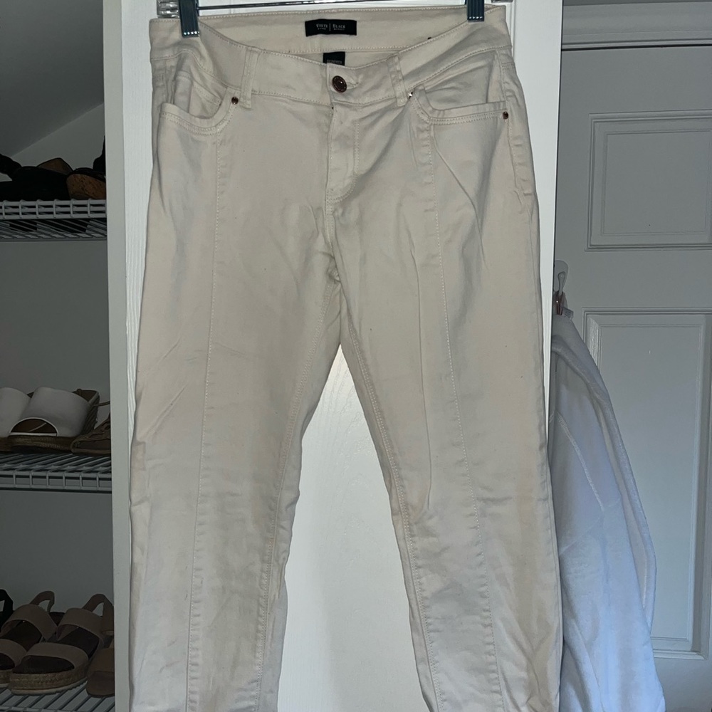White House Black Market Pants. Size 2. Good condition